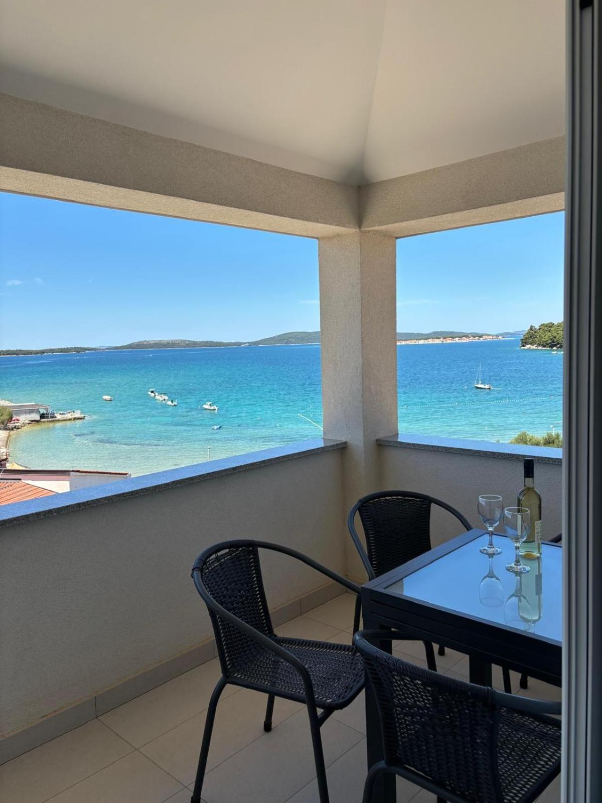 Sea View Apartments Zaboric Luaran gambar